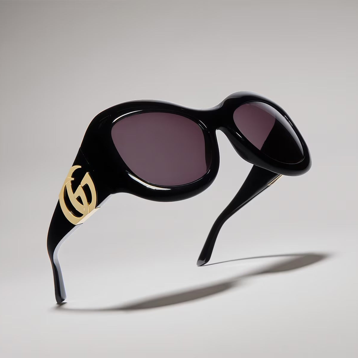 Gucci Women Round Frame Black Sunglasses